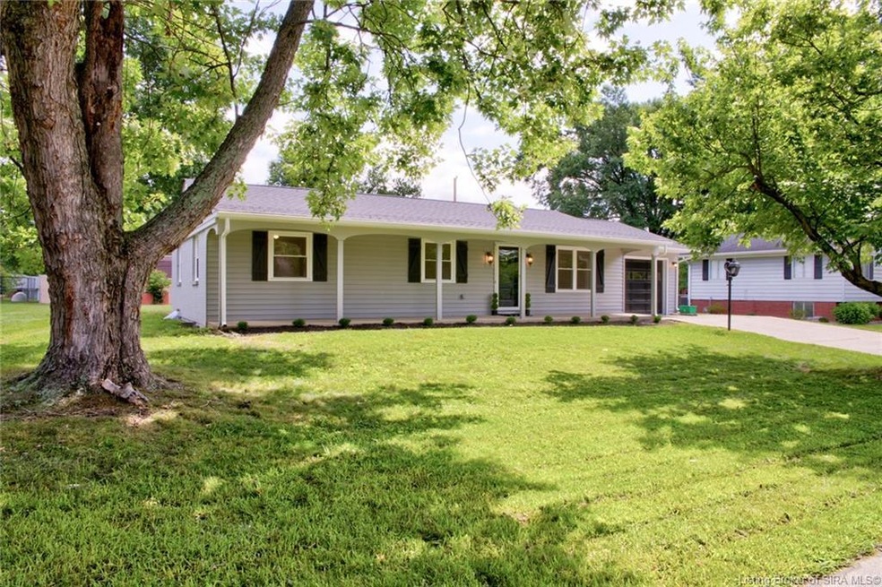 3312 Crestwood Dr, New Albany, IN 47150 - photo 1