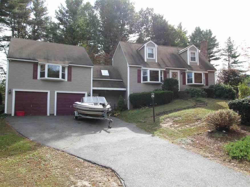 7 Teton Dr, Londonderry, NH 03053 - photo 1