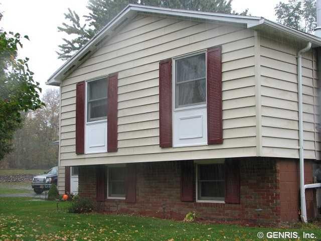 Exterior Front Welcome to 570 State Route 414