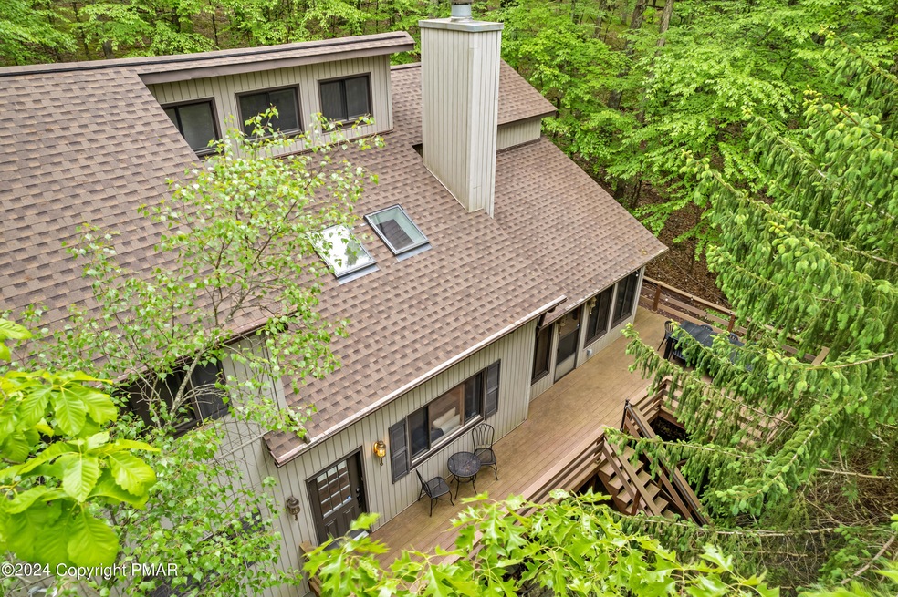 259 Sandlewood Dr, East Stroudsburg, PA 18301 - photo 1