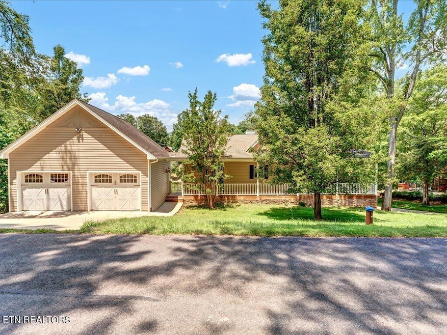 For Sale $775,000 • Co-Listing Agent