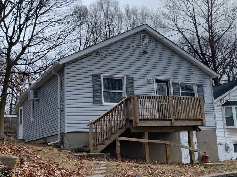 123 Bucknell Trail, Hopatcong, NJ 07843 - photo 1