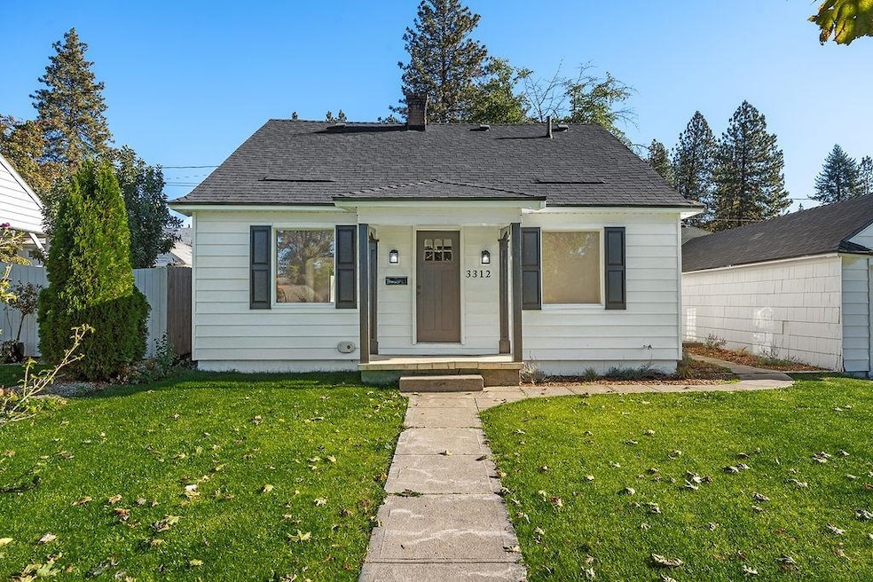 3312 N Sheridan Ct, Spokane, WA 99205 - photo 1
