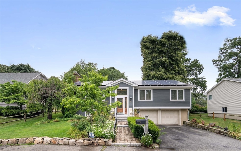 Pending $1,799,000 • Co-Listing Agent