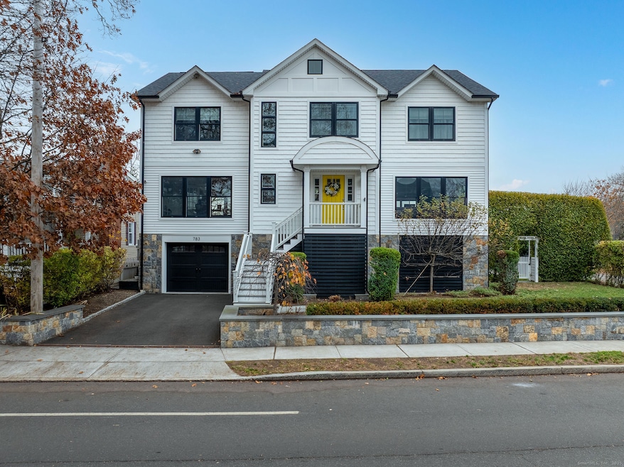 For Sale $2,395,000 • Co-Listing Agent