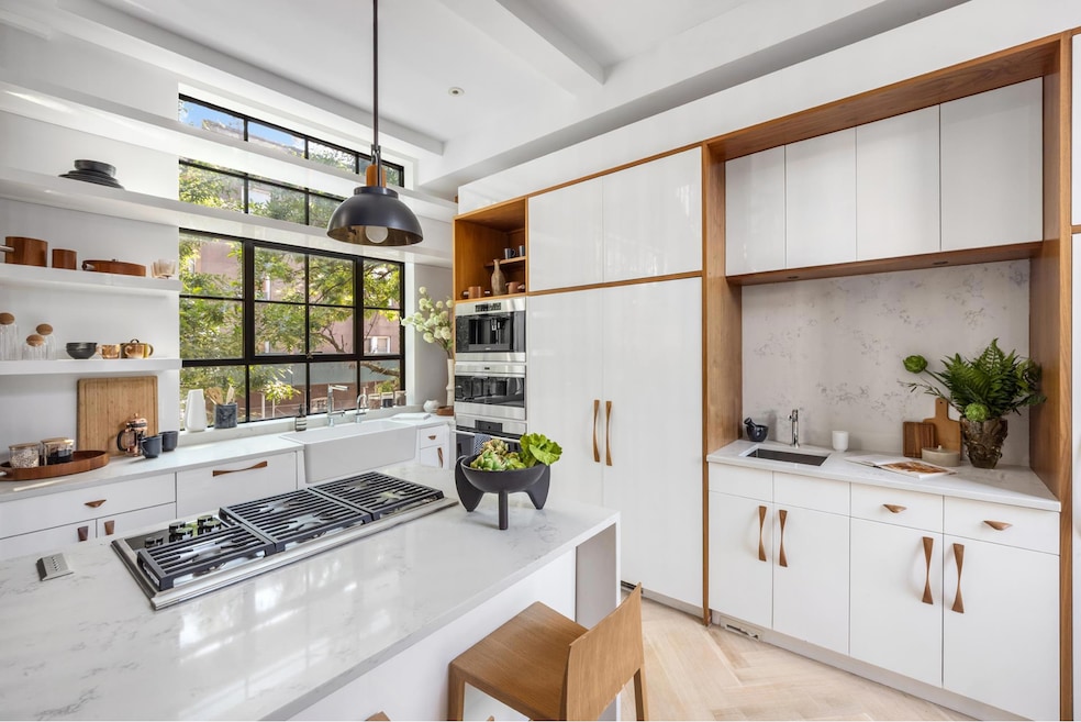 For Sale $8,500,000 • Co-Listing Agent