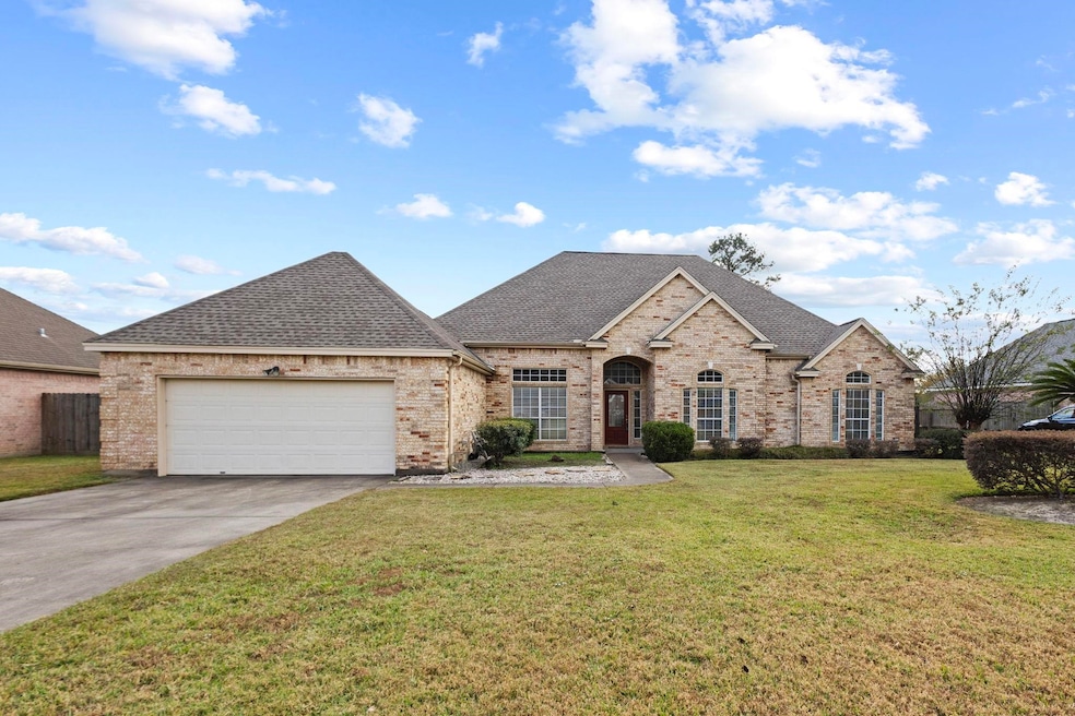 250 Sarah Ln, Lumberton, TX 77657 - photo 1
