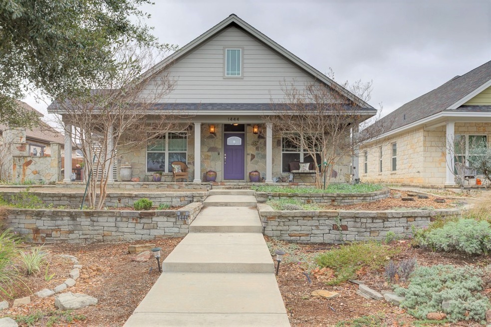 1444 Hanz Dr, New Braunfels, TX 78130 - photo 1