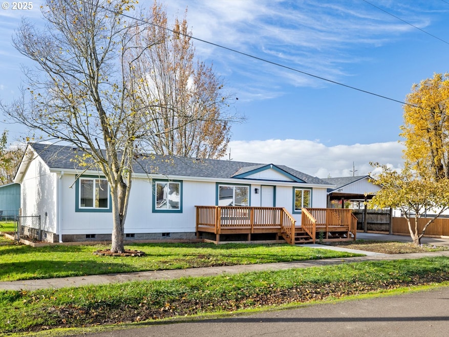 355 W 4th St, Halsey, OR 97348 - photo 1