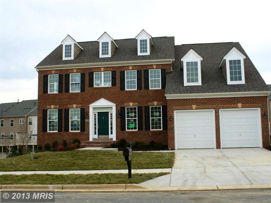 2104 Lake Forest Dr, Upper Marlboro, MD 20774 - photo 1