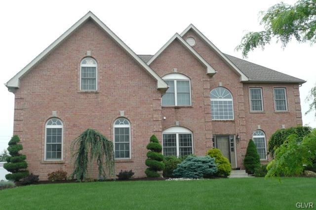 6504 Carmel Dr, Macungie, PA 18062 - photo 1