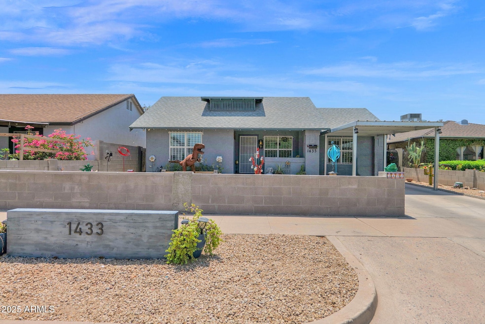 For Sale $569,900 • Co-Listing Agent