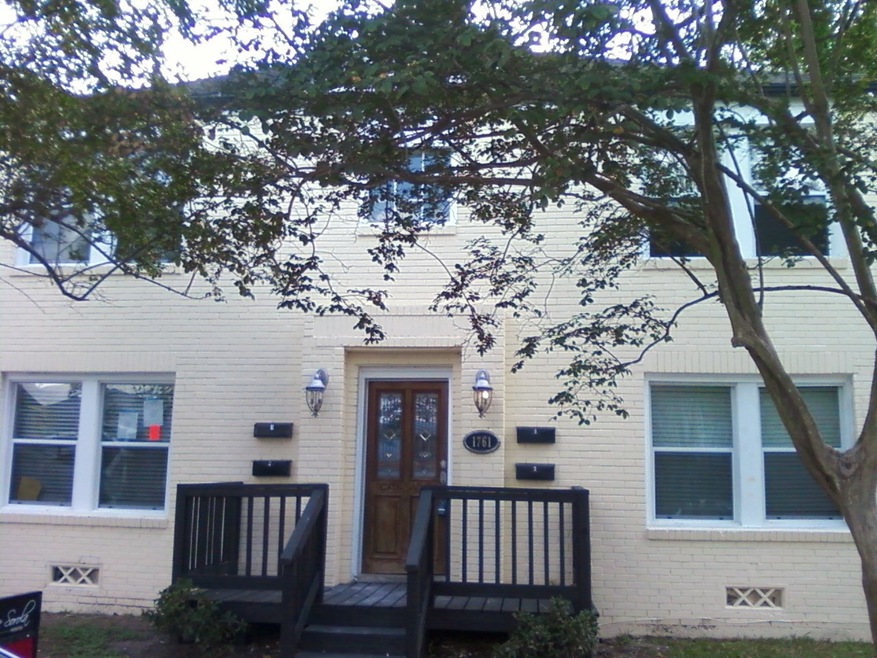 1761 Michigan St unit 2, Houston, TX 77006 - photo 1