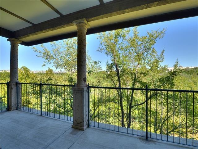 How would you like this private view facing the Sa