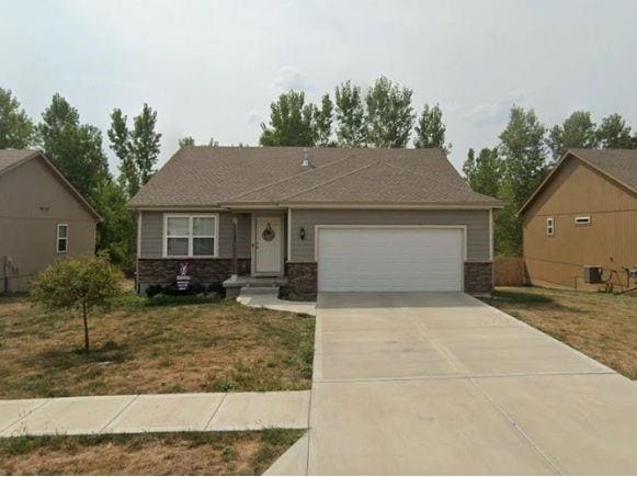 21401 W 216th St, Spring Hill, KS 66083 - photo 1