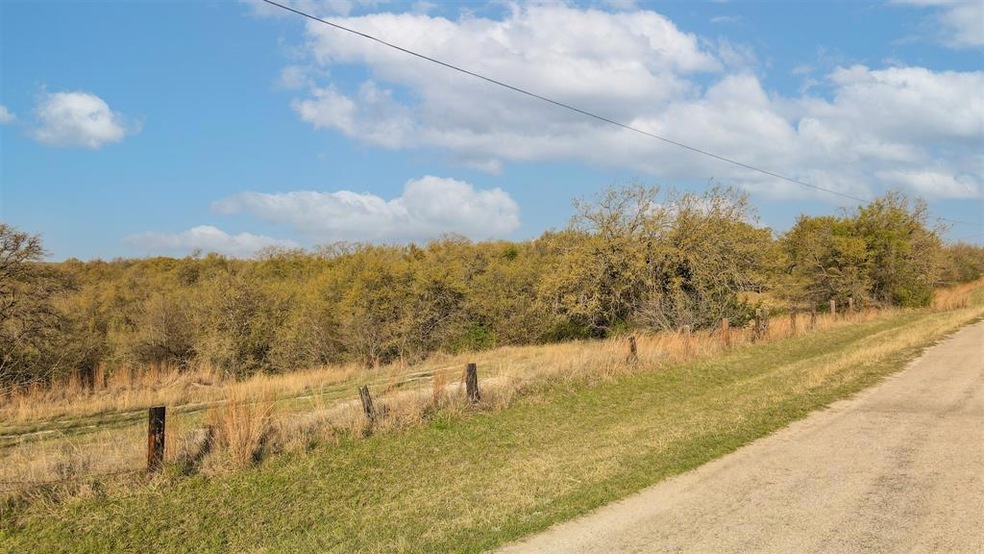 0 Shoshone Trail unit 14541555, Springtown, TX 76082 - photo 1