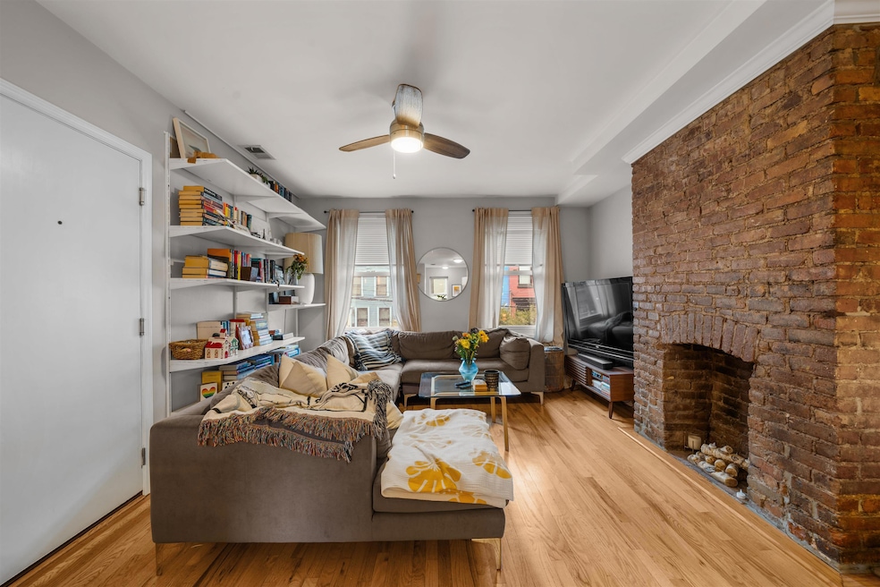 118 Coles St unit 3, Jersey City, NJ 07302 - photo 1