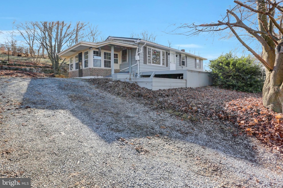 7500 Creager Rd, Waynesboro, PA 17268 - photo 1