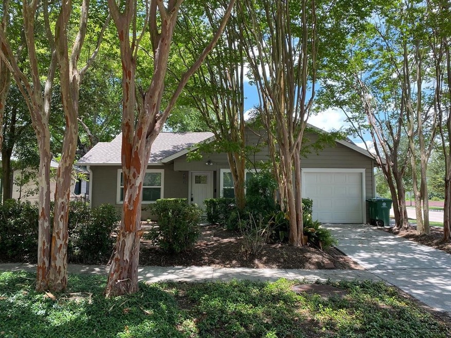 4102 Yupon St, Houston, TX 77006 - photo 1