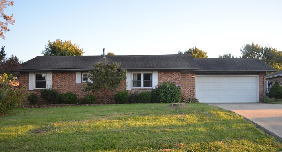 104 Horseshoe Dr, Nixa, MO 65714 - photo 1