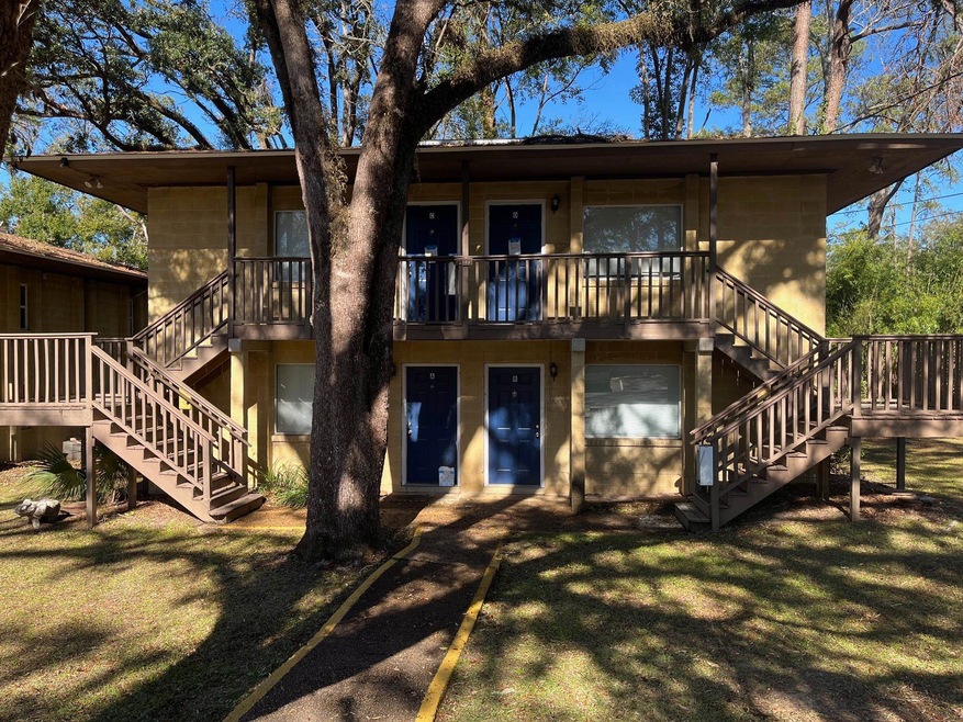 2316 Columbia Ct unit C, Tallahassee, FL 32304 - photo 1