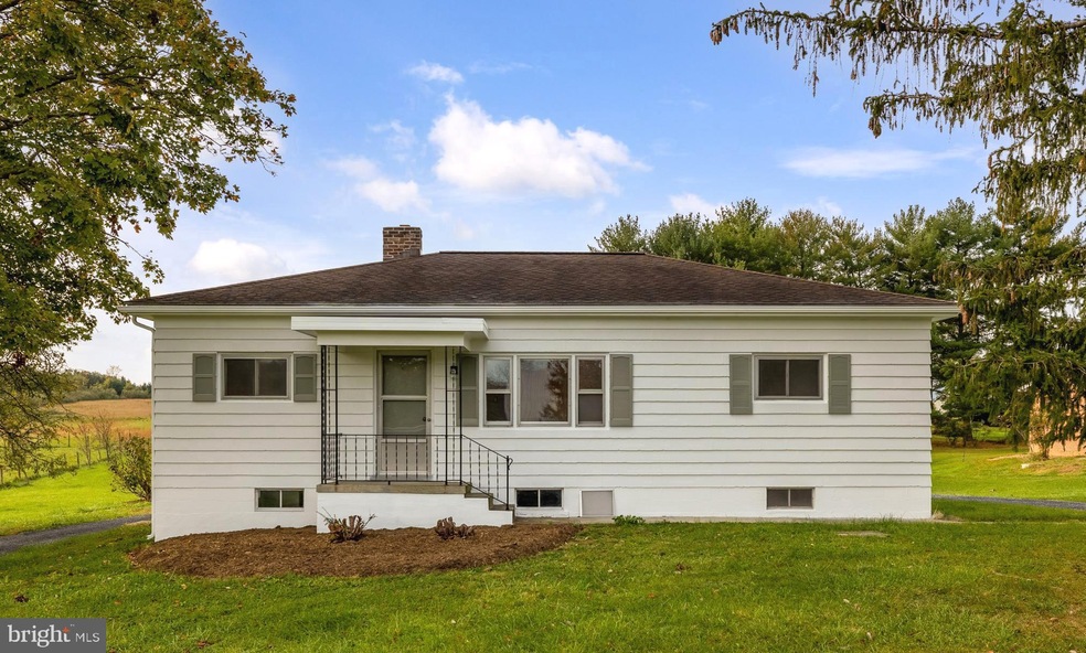 2825 John Marshall Hwy, Strasburg, VA 22657 - photo 1