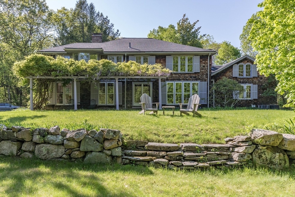 Sold $2,800,000 • Co-Listing Agent