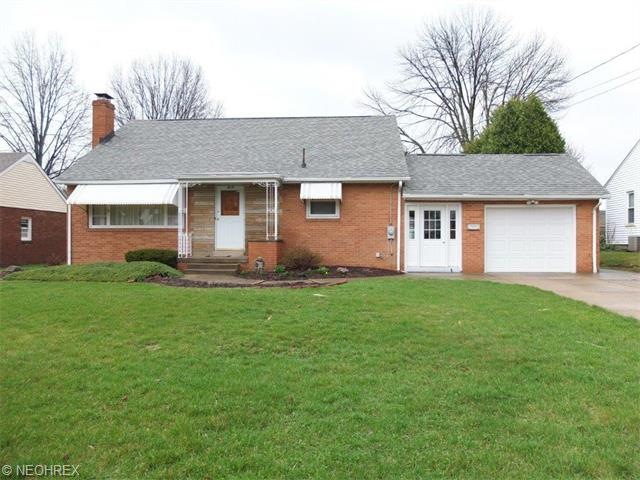 Very clean 3 bedroom all brick bungalow.