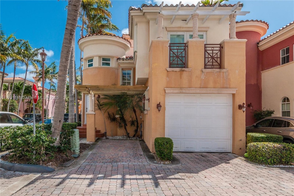 Corner Home.  Ample windows and volume ceilings, 3 bedrooms 2 1/2 baths, one car garage, private fenced in backyard, two balconies, laundry room, custom closets, gorgeous staircase. Move in Ready.renovated gem, light & bright, sprawling staircase, custom closets, guest bath downstairs,