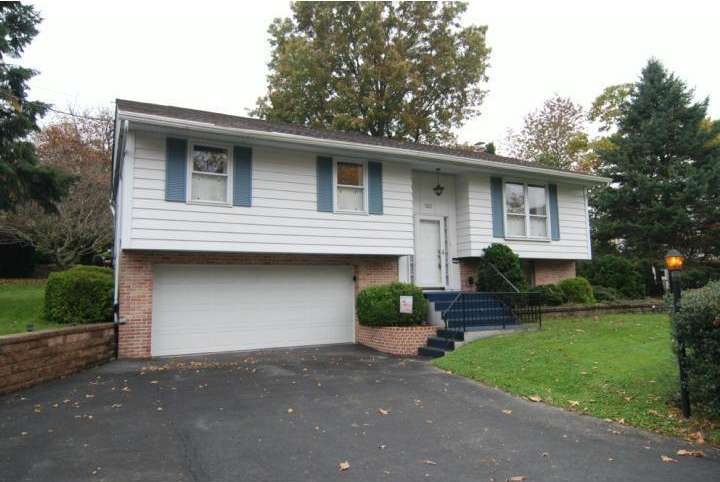 502 Spring Valley Rd, Reading, PA 19604 - photo 1