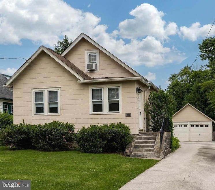 Sold $400,000 • Co-Listing Agent