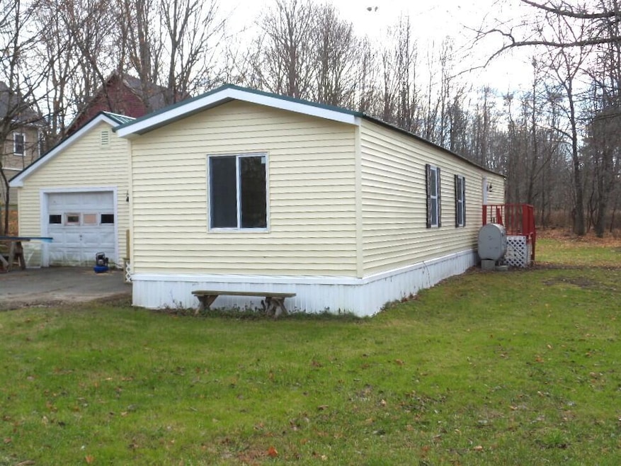 17 Maple St, Vassalboro, ME 04989 - photo 1