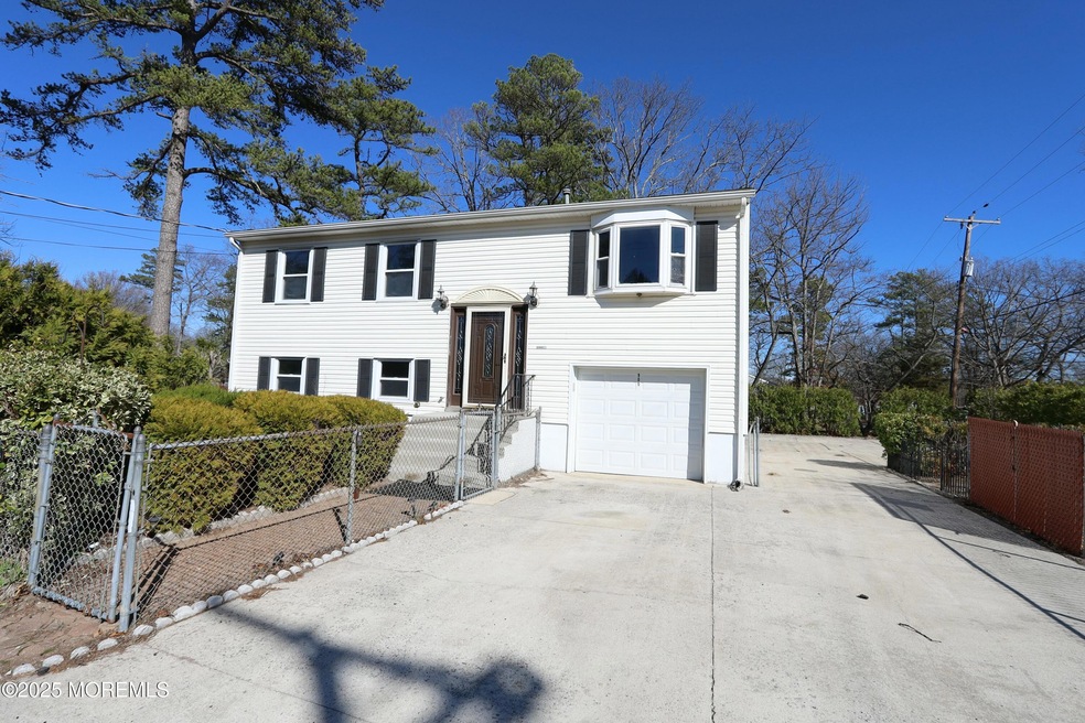 900 Hunter Blvd, Browns Mills, NJ 08015 - photo 1