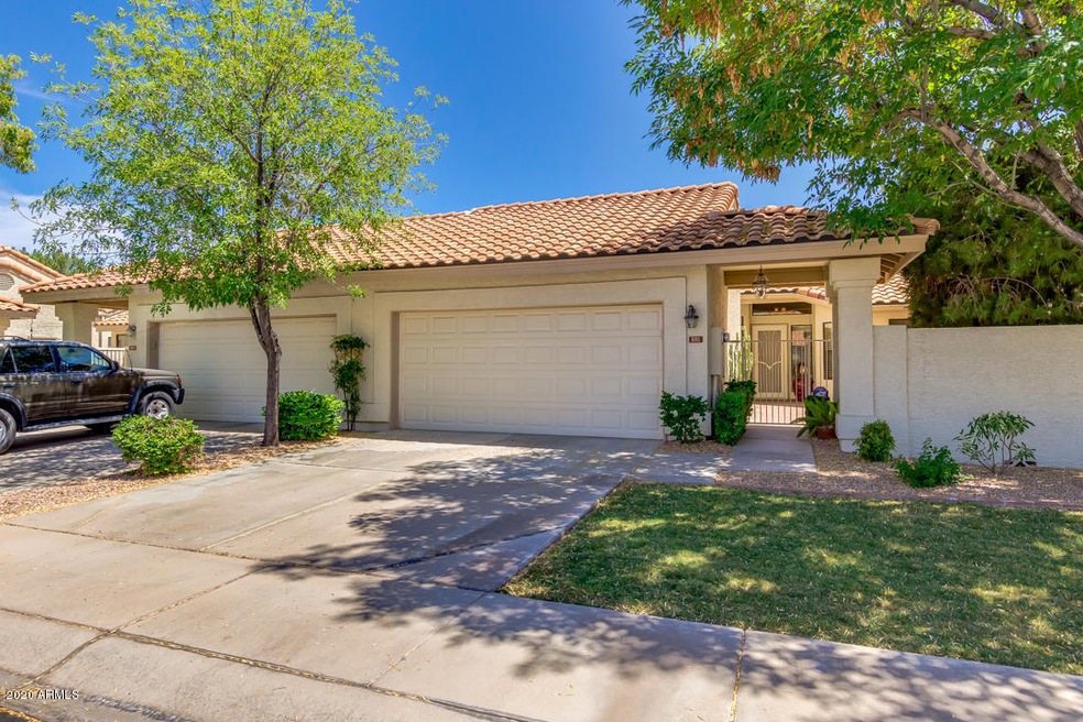 1011 E Mcnair Dr, Tempe, AZ 85283 - photo 1