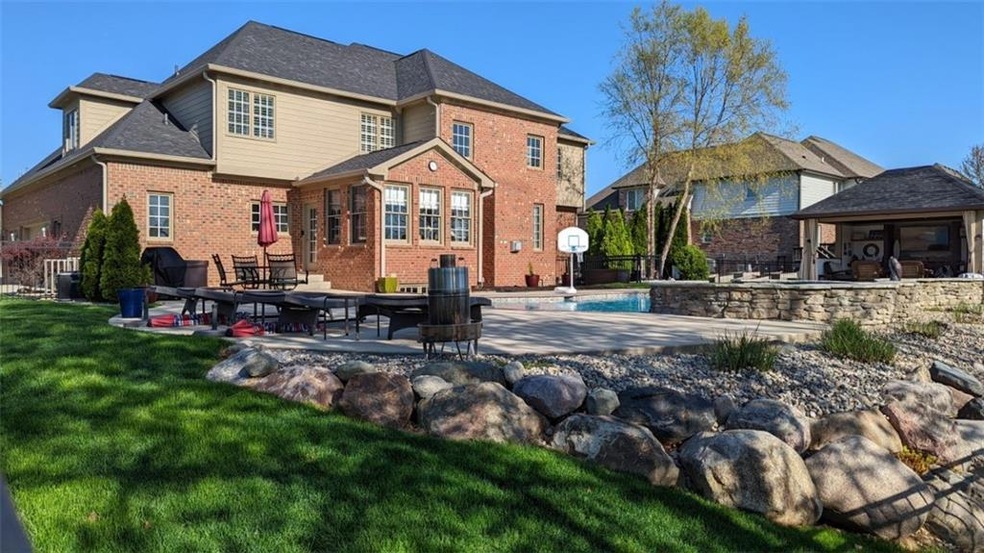 Sold $925,000 • Co-Listing Agent