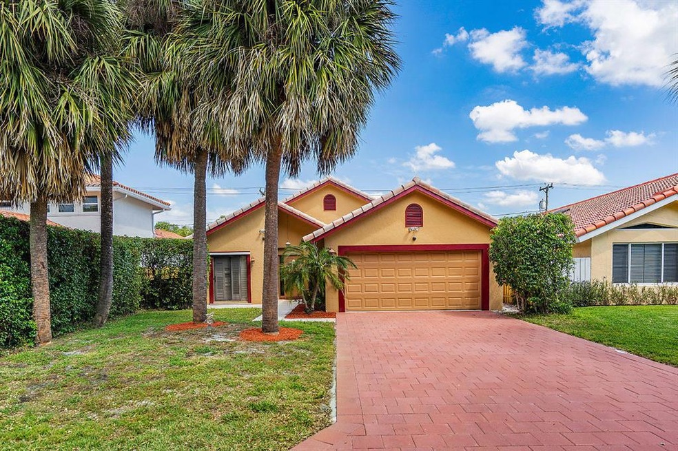 1193 SW 19 St