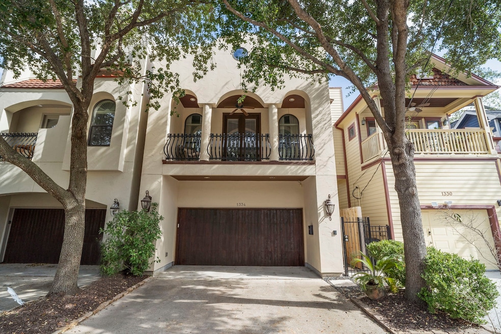 1334 Alexander St, Houston, TX 77008 - photo 1