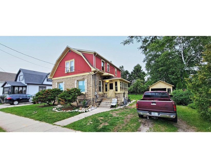 1510 21st St, Two Rivers, WI 54241 - photo 1