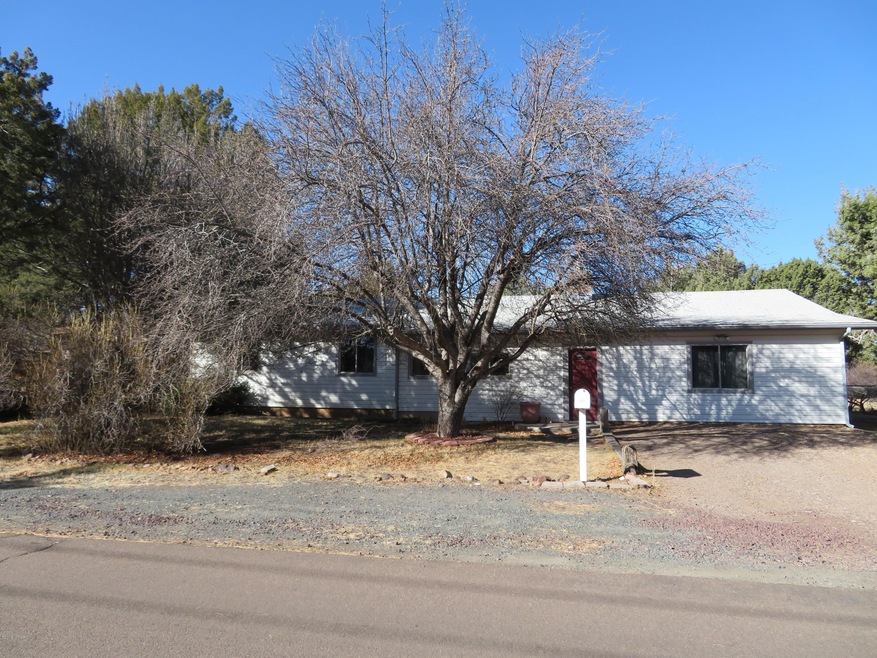 260 S 5th Place, Show Low, AZ 85901 - photo 1