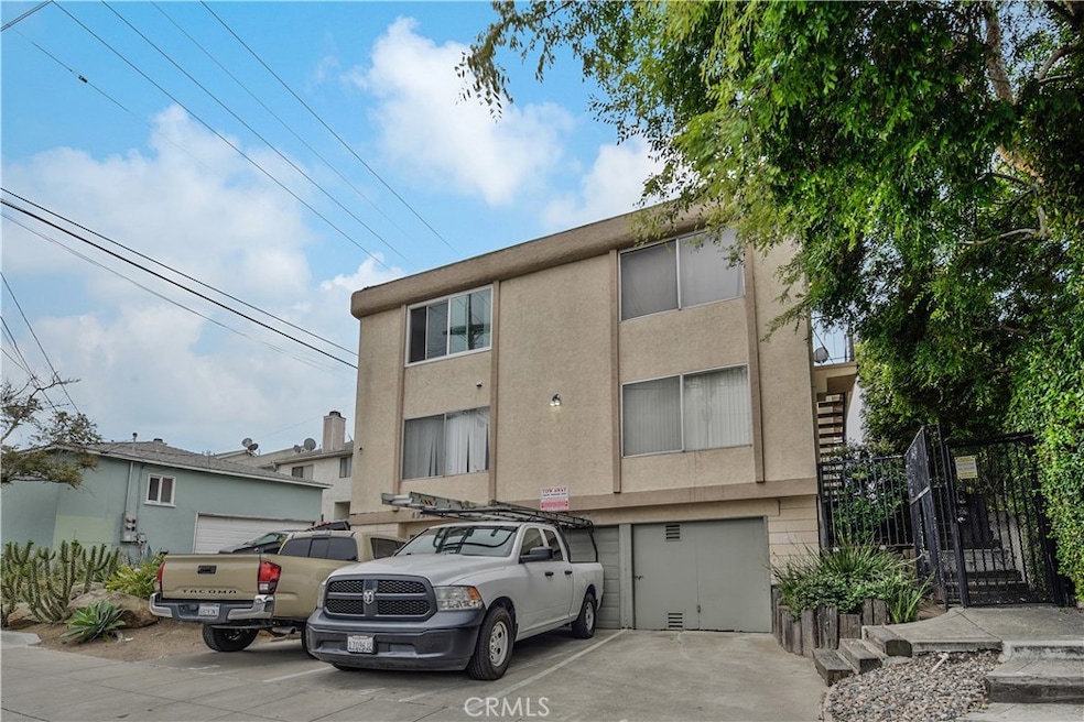 For Sale $339,900 • Co-Listing Agent