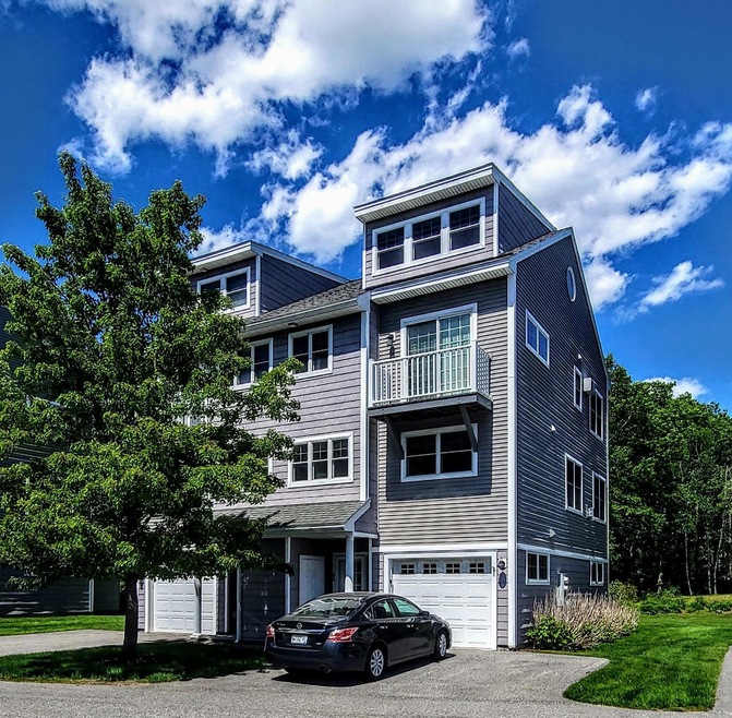 42 Walnut St unit 6, Old Orchard Beach, ME 04064 - photo 1