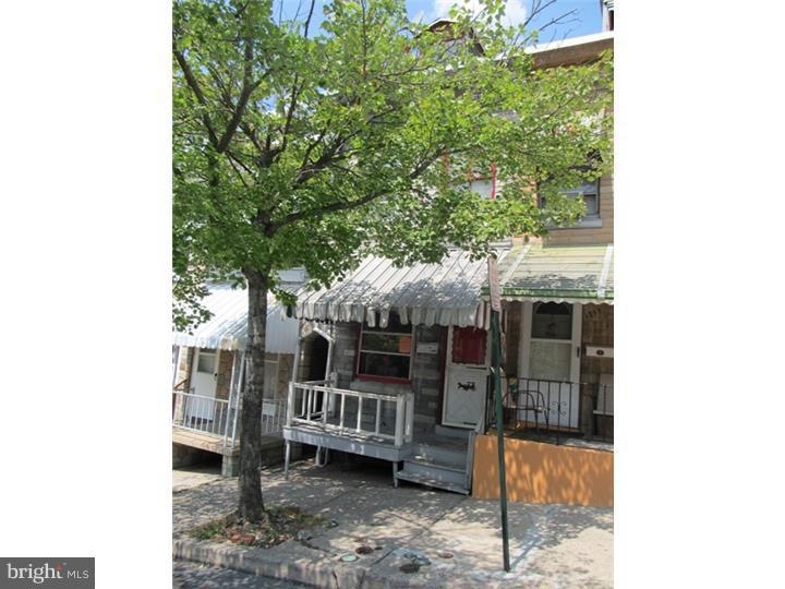 1255 Buttonwood St, Reading, PA 19604 - photo 1