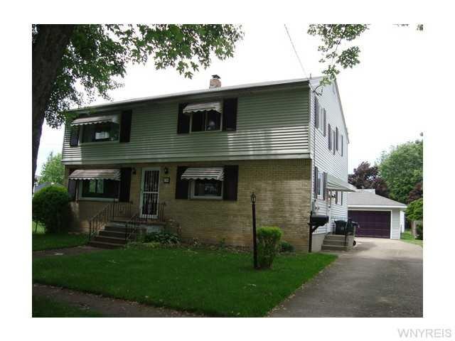 194 11th Ave, North Tonawanda, NY 14120 - photo 1