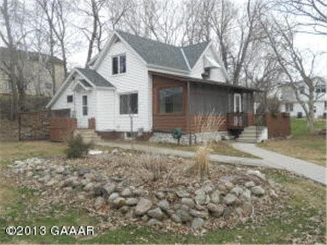 320 1st St NW, Glenwood, MN 56334 - photo 1