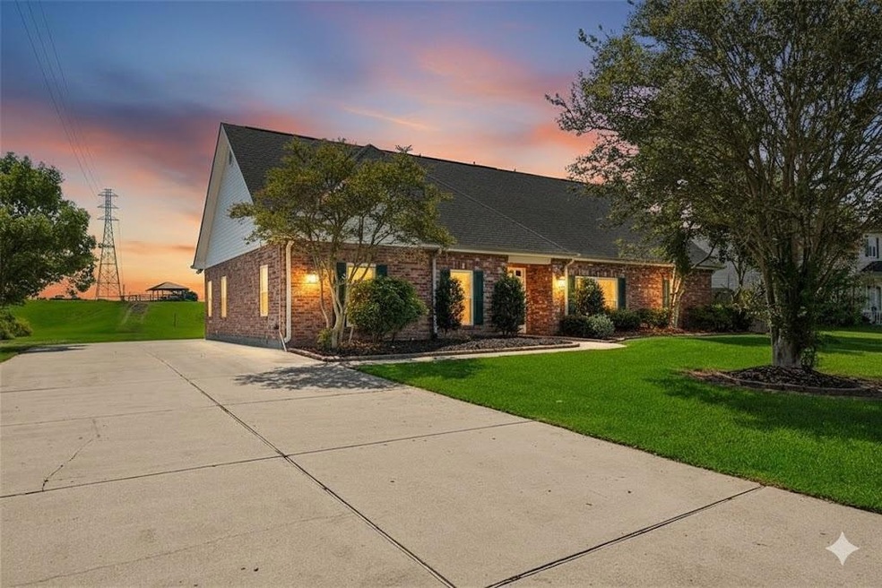 101 Field St, Belle Chasse, LA 70037 - photo 1