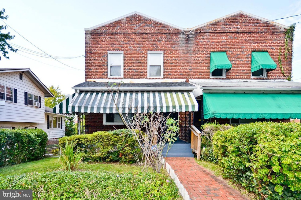 158 46th St NE, Washington, DC 20019 - photo 1