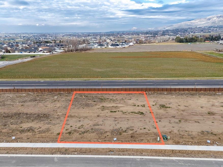 651 E 2475 N unit 7, North Logan, UT 84341 - photo 1