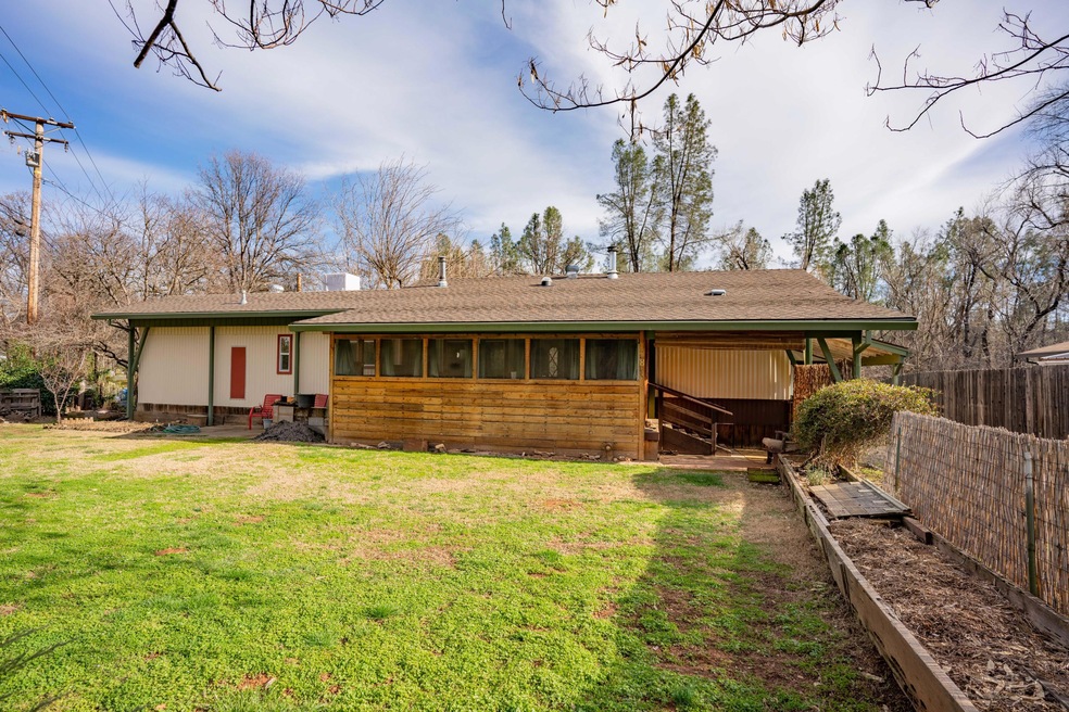 181 Branstetter Ln, Redding, CA 96001 - photo 1