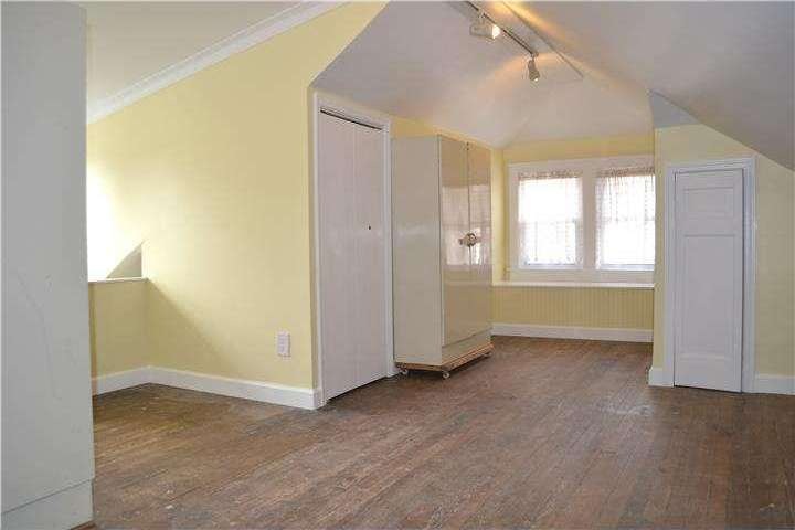 2314 Spring St, Reading, PA 19609 - photo 1