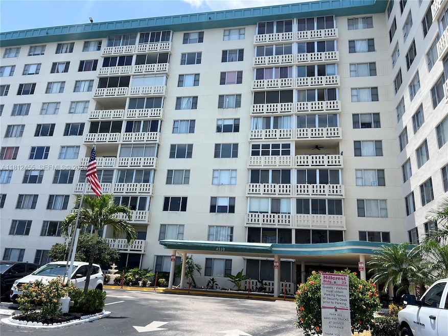 Hillcrest East No.23 unit 619, Hollywood, FL 33021 - photo 1